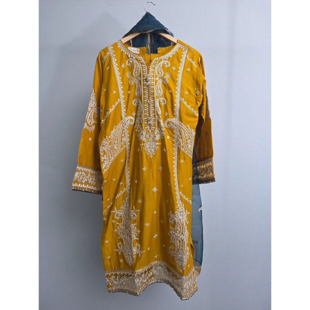 Mustard embroidered lawn kurta set with organza dupatta