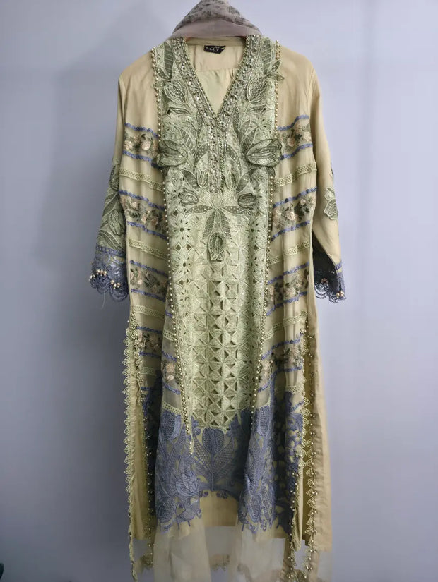 Elegant organza A-line 3-piece suit front view