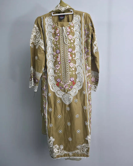 Mehndi embroidered lawn 3 piece suit