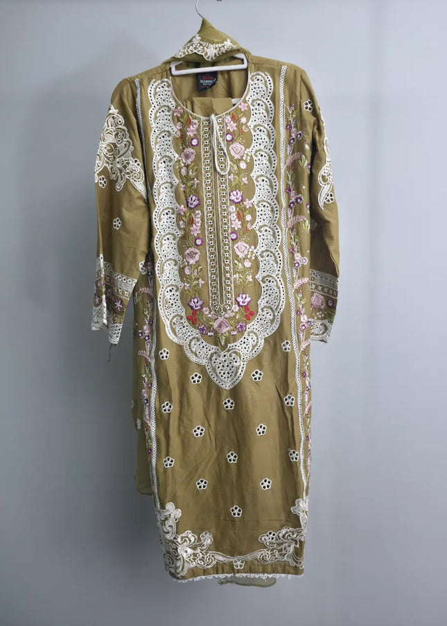 Mehndi embroidered lawn 3 piece suit